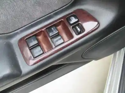 Здавання транспортного засобу nissan maxima qx (a32) 2.0 v6 24v cat року 1999 потужний vq20