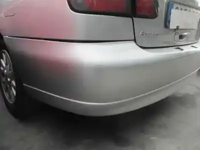 Veículo de Sucata nissan primera berlina (p11) básico do ano 2002 alimentado qg16