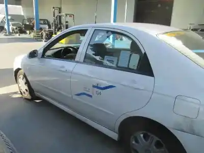 Veículo de Sucata kia cerato 1.5 crdi do ano 2005 alimentado d4fa
