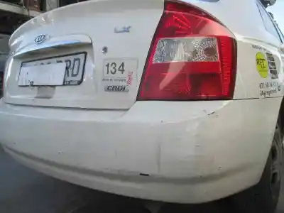 Veículo de Sucata kia cerato 1.5 crdi do ano 2005 alimentado d4fa