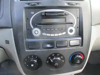 Veículo de Sucata kia cerato 1.5 crdi do ano 2005 alimentado d4fa