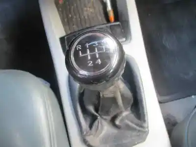 Veículo de Sucata kia cerato 1.5 crdi do ano 2005 alimentado d4fa