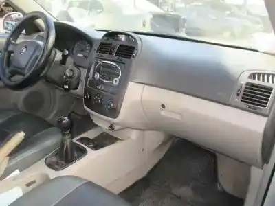 Veículo de Sucata kia cerato 1.5 crdi do ano 2005 alimentado d4fa