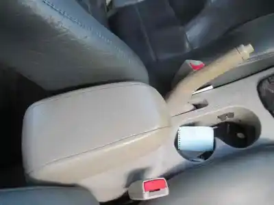 Veículo de Sucata kia cerato 1.5 crdi do ano 2005 alimentado d4fa