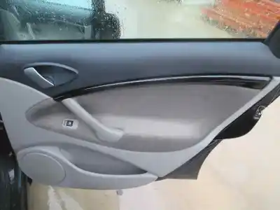 Véhicule à la ferraille citroen c5 berlina attraction de l'année 2007 alimenté 9hz