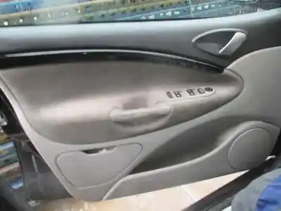 Véhicule à la ferraille citroen c5 berlina attraction de l'année 2007 alimenté 9hz