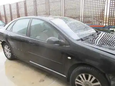 Véhicule à la ferraille citroen c5 berlina attraction de l'année 2007 alimenté 9hz