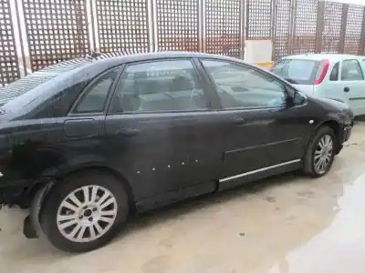 Véhicule à la ferraille citroen c5 berlina attraction de l'année 2007 alimenté 9hz
