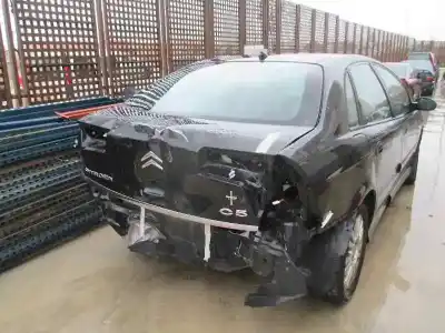 Véhicule à la ferraille citroen c5 berlina attraction de l'année 2007 alimenté 9hz