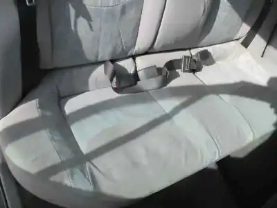 Veículo de Sucata nissan primera berlina (p11) básico do ano 2001 alimentado qg16