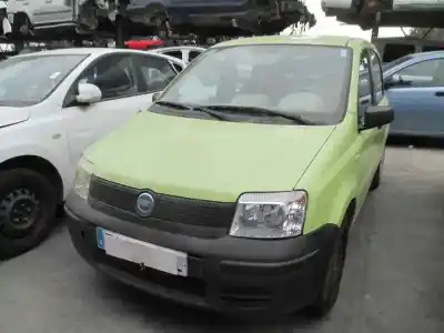 Vehicul casat FIAT PANDA (169) 1.1 8V al anului 2004 alimentat 187A1000