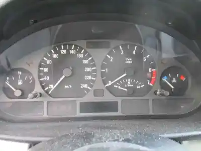 Véhicule à la ferraille bmw serie 3 compact (e46) 316ti de l'année 2001 alimenté n42b18a g