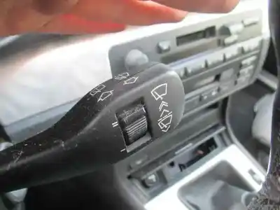 Véhicule à la ferraille bmw serie 3 compact (e46) 316ti de l'année 2001 alimenté n42b18a g
