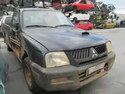 Véhicule à la ferraille mitsubishi l 200 (k6/7) 2500 td glx de l'année 2006 alimenté d 4d56