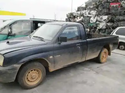 Véhicule à la ferraille mitsubishi l 200 (k6/7) 2500 td glx de l'année 2006 alimenté d 4d56