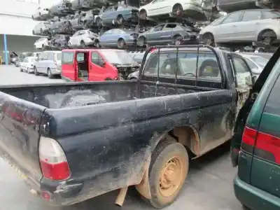 Véhicule à la ferraille mitsubishi l 200 (k6/7) 2500 td glx de l'année 2006 alimenté d 4d56