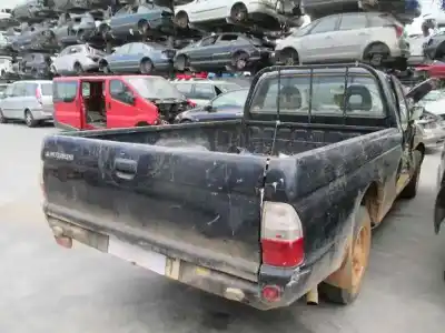Véhicule à la ferraille mitsubishi l 200 (k6/7) 2500 td glx de l'année 2006 alimenté d 4d56