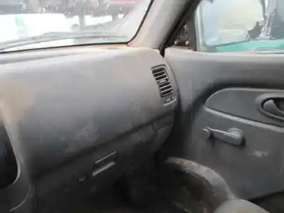 Véhicule à la ferraille mitsubishi l 200 (k6/7) 2500 td glx de l'année 2006 alimenté d 4d56