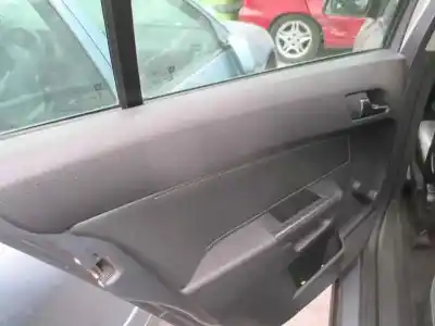 Veicolo di demolizione opel astra h caravan cosmo dell'anno 2005 alimentato z19dth