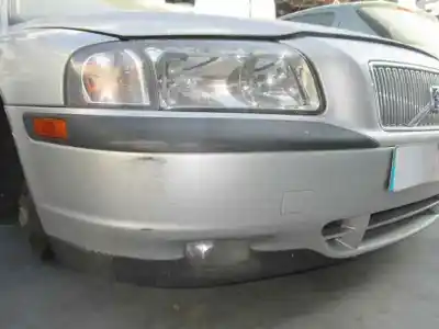 Здавання транспортного засобу volvo s80 berlina 2.4 diesel cat року 2003 потужний d5244t