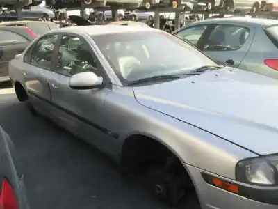 Здавання транспортного засобу volvo s80 berlina 2.4 diesel cat року 2003 потужний d5244t