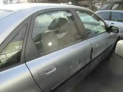Здавання транспортного засобу volvo s80 berlina 2.4 diesel cat року 2003 потужний d5244t
