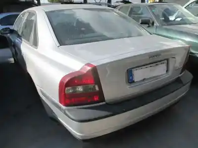 Здавання транспортного засобу volvo s80 berlina 2.4 diesel cat року 2003 потужний d5244t