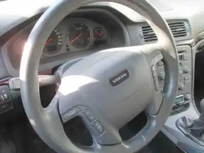 Здавання транспортного засобу volvo s80 berlina 2.4 diesel cat року 2003 потужний d5244t