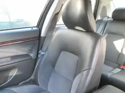 Здавання транспортного засобу volvo s80 berlina 2.4 diesel cat року 2003 потужний d5244t