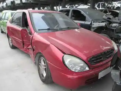 Véhicule à la ferraille citroen xsara berlina 2.0 hdi exclusive (80kw) de l'année 2002 alimenté rhz