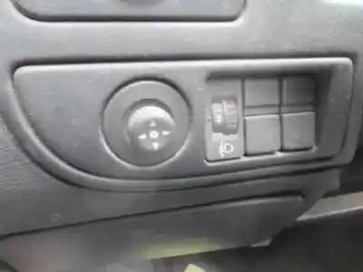 Véhicule à la ferraille citroen xsara berlina 2.0 hdi exclusive (80kw) de l'année 2002 alimenté rhz