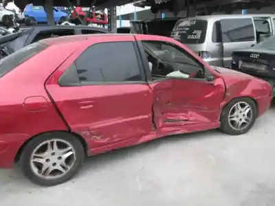 Véhicule à la ferraille citroen xsara berlina 2.0 hdi exclusive (80kw) de l'année 2002 alimenté rhz