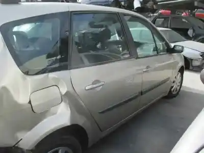Scrapping Vehicle renault scenic iii grand dynamique of the year 2007 powered f9q l8