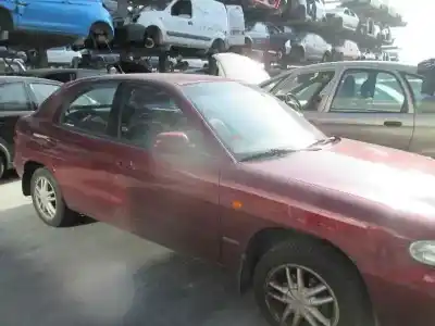 Veículo de Sucata daewoo nubira berlina classic cdx do ano 1998 alimentado x20sed