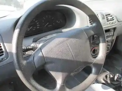 Veículo de Sucata daewoo nubira berlina classic cdx do ano 1998 alimentado x20sed