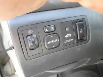 Здавання транспортного засобу toyota corolla (_e12_) 2.0 d-4d (cde120r_ cde120l_) року 2006 потужний 1cdftv