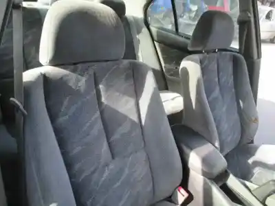 Verschrottungsfahrzeug mitsubishi galant berlina (ea0) 2000 td gls (a) des jahres 1999 angetrieben 4d68
