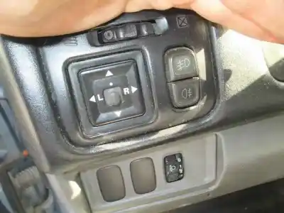 Verschrottungsfahrzeug mitsubishi galant berlina (ea0) 2000 td gls (a) des jahres 1999 angetrieben 4d68