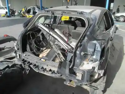 Veicolo di demolizione ford focus lim. (cb8) trend dell'anno 2012 alimentato iqdb