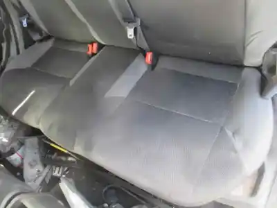 Veicolo di demolizione ford focus lim. (cb8) trend dell'anno 2012 alimentato iqdb