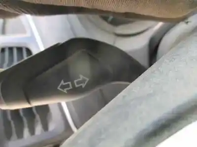 Veicolo di demolizione ford focus lim. (cb8) trend dell'anno 2012 alimentato iqdb