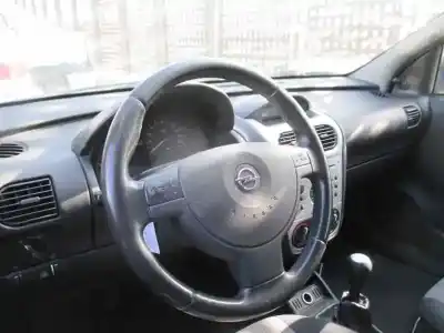 Veículo de Sucata opel corsa c blue line do ano 2004 alimentado z13dt