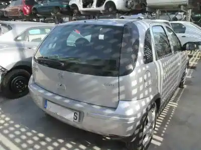 Veículo de Sucata opel corsa c blue line do ano 2004 alimentado z13dt