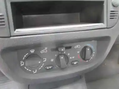 Здавання транспортного засобу citroen c3 1.4 року 2003 потужний kfv