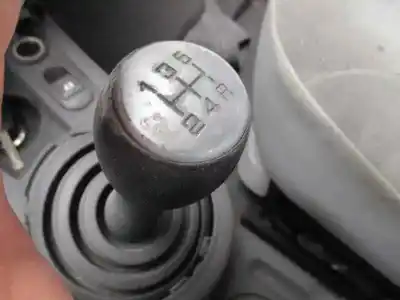 Здавання транспортного засобу citroen c3 1.4 року 2003 потужний kfv