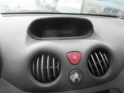 Здавання транспортного засобу citroen c3 1.4 року 2003 потужний kfv