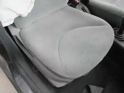 Здавання транспортного засобу citroen c3 1.4 року 2003 потужний kfv