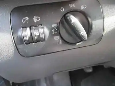 Vehicul casat seat toledo (1m2) select al anului 2002 alimentat asv