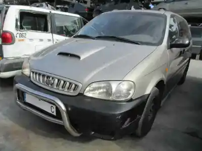 Scrapping Vehicle kia carnival td ls of the year 2001 powered j3