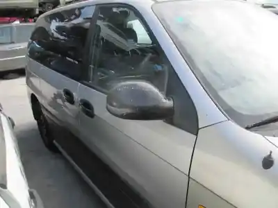 Scrapping Vehicle kia carnival td ls of the year 2001 powered j3